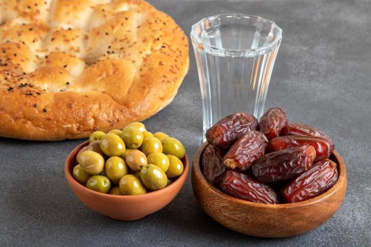 İftar (Oruç) Mesajları 2025 | Ramazan için kısa, uzun, resimli ilk hayırlı iftarlar sözleri