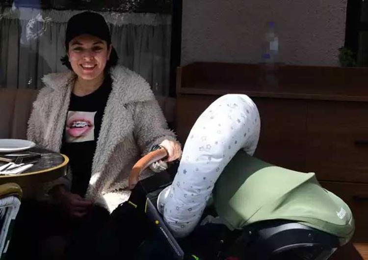 Uzun bir süredir araları bozuk Ezgi Mola’ya Enis Arıkan sorusu