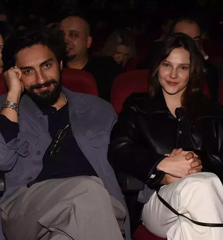 MFÖden Özkansız ilk konser Bir sene önce bu salondaydı