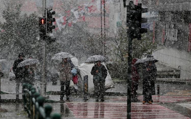 Martta kara kış Kar lapa lapa yağacak