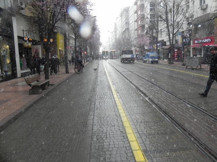 Martta kara kış Kar lapa lapa yağacak