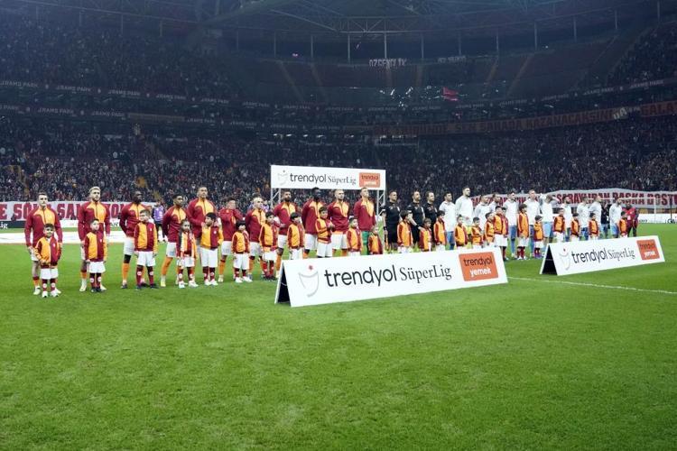 İŞTE TÜM KONUŞMALAR