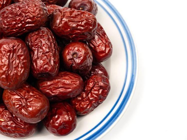 3 hastalık için şifa dağıtıyor Portakaldan 10 kat fazla c vitamini var: Günde 4 tane yetiyor