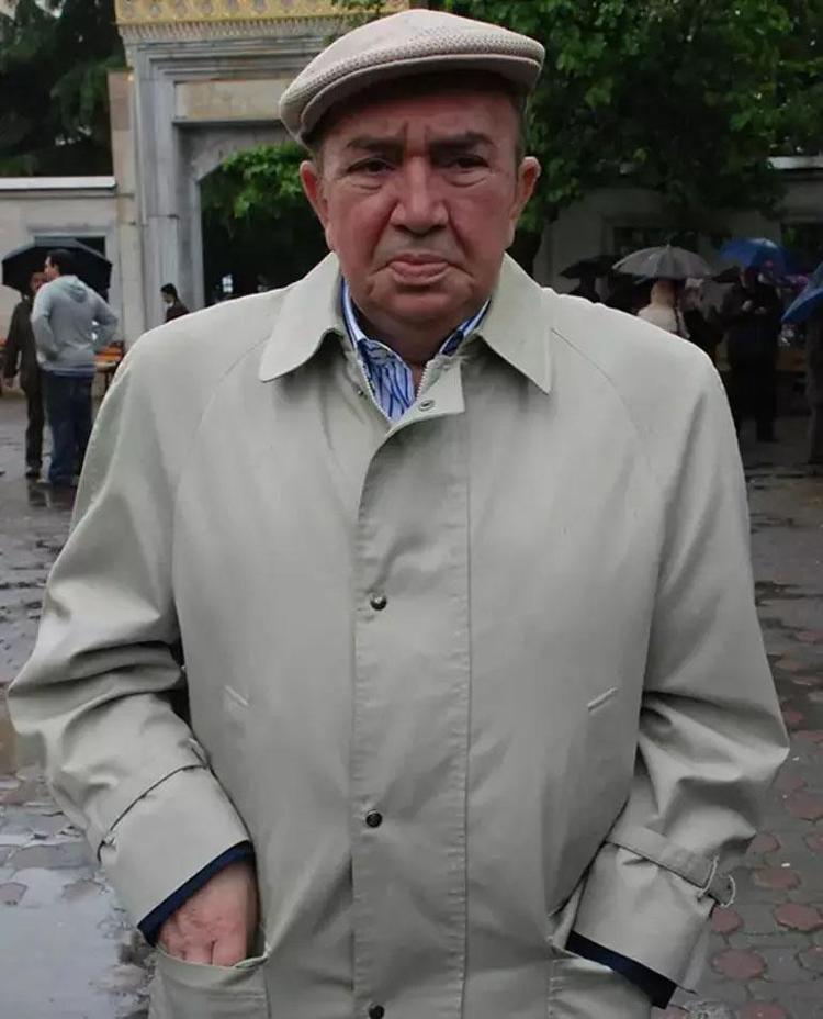 NEHİR ERDOĞAN