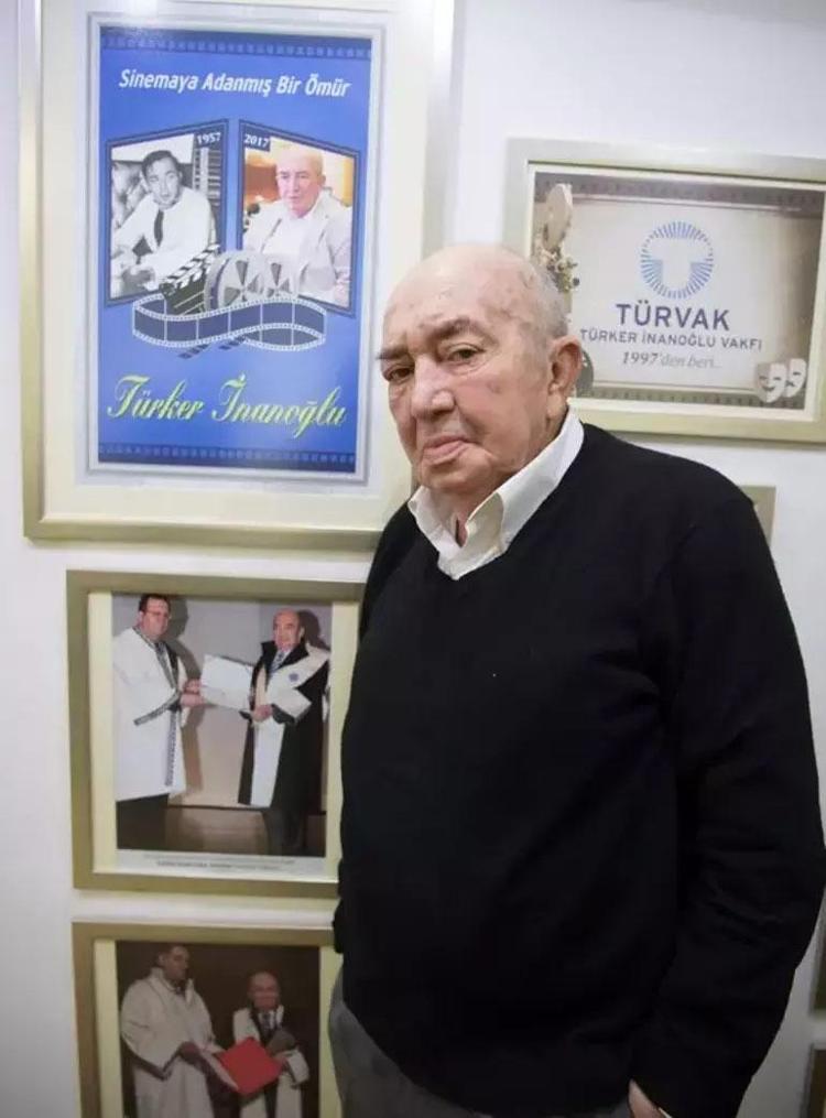 Türker İnanoğluna veda... Bir devir kapandı