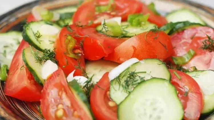 Canan Karataydan aynı anda tüketmeyin çağrısı: Bağırsakları şoka uğratıyor