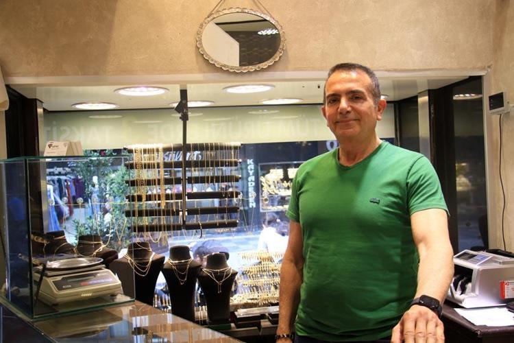 Piyasada çok sahte altın var