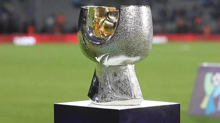 Süper Kupa ertelendi mi Fenerbahçe Galatasaray Süper Kupa finali tatil mi edildi Şimdi ne olacak