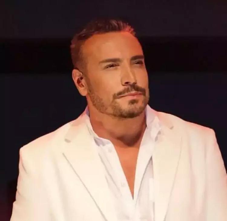 Estetikli ünlüler kervanına katılan Mahmut Tuncer: Ivana geleceği görmüş
