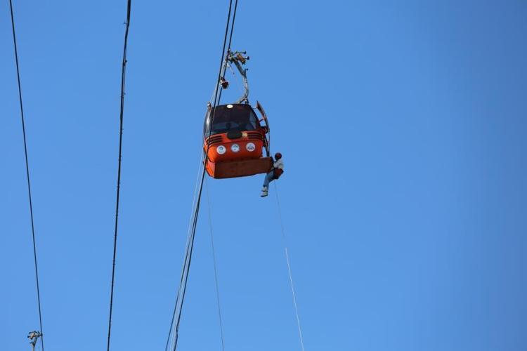 Teleferikte korku dolu anları kayıt altına alan anne- kız konuştu