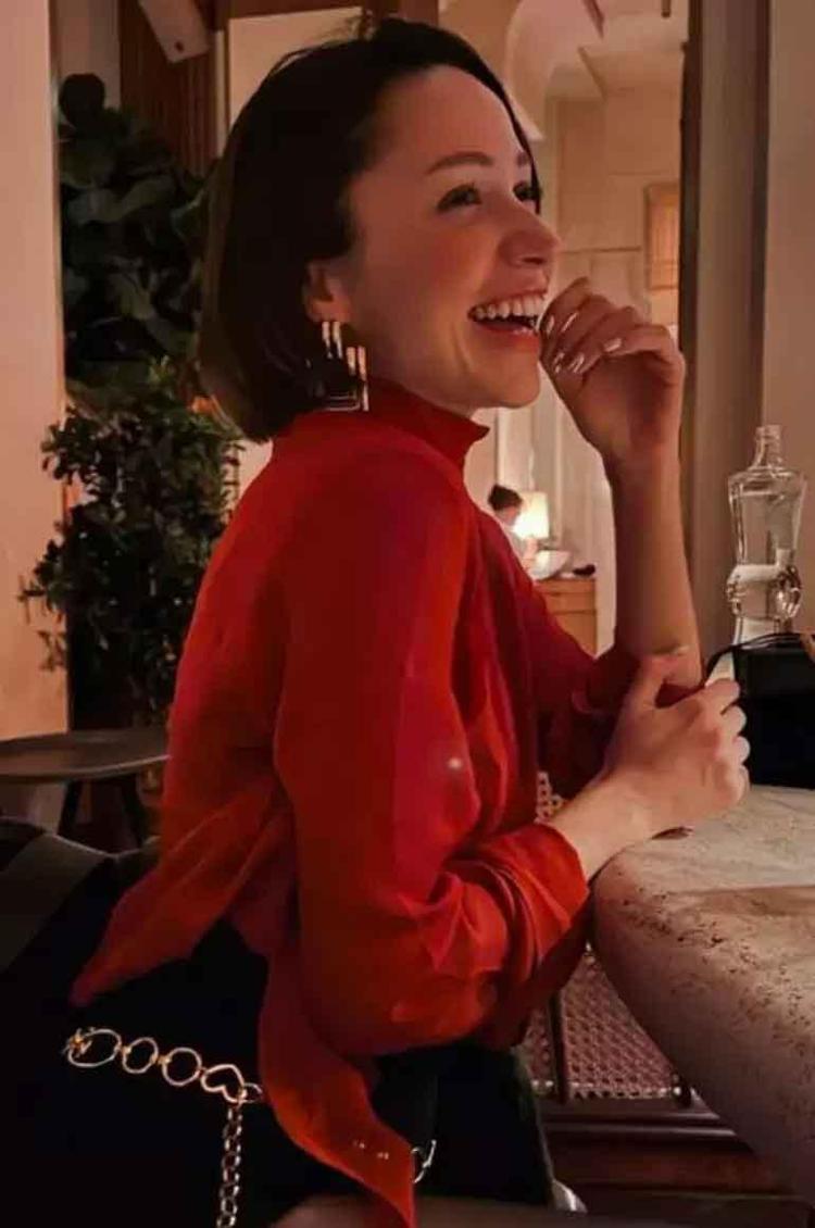 Zeynep Bastık Pariste