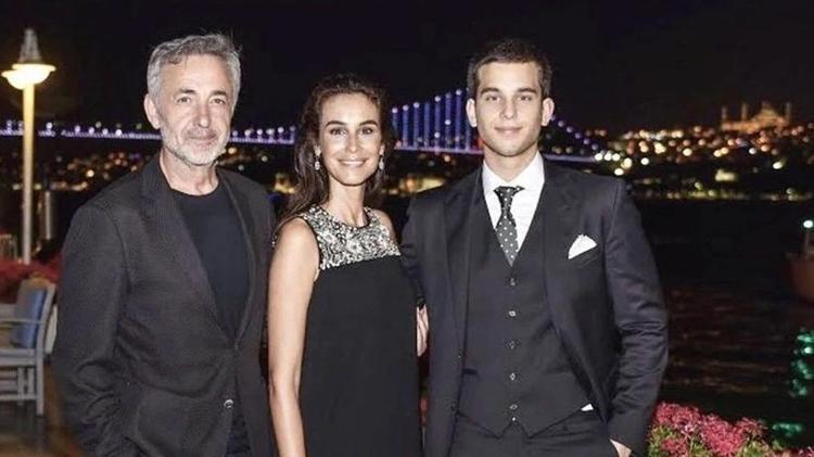 Arzum Onan ile Mehmet Aslantuğun oğlu Canın sevgilisi ortaya çıktı İşte Arzum Onanın müstakbel gelini