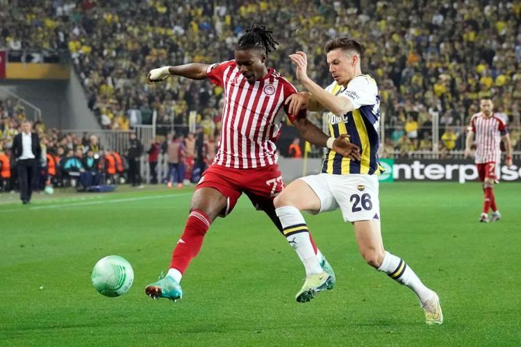 Fenerbahçede kriz Tadic, Bonucci ve Cengiz Ünder başlattı, İsmail Kartal resti çekti