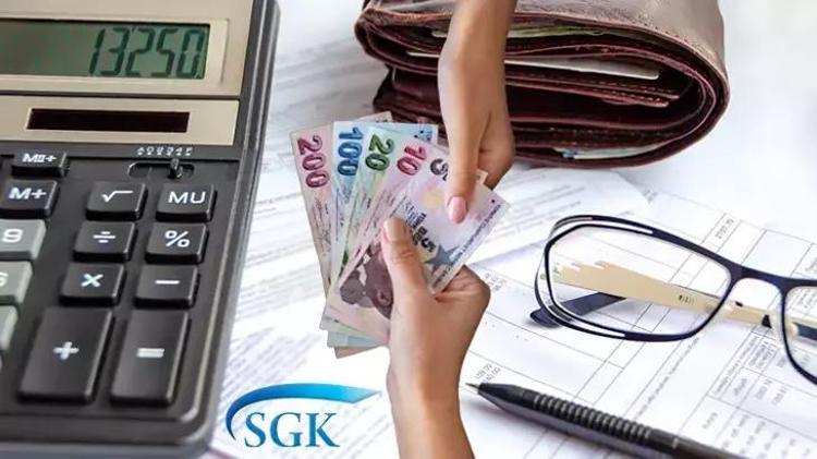 SGK tek tek tespit ediyor Önce maaş kesintisi yapılıyor sonra ödenen paralar faizi ile alınıyor