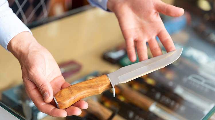 Adananın Tapan bıçakları turistlerin ilgisini çekiyor