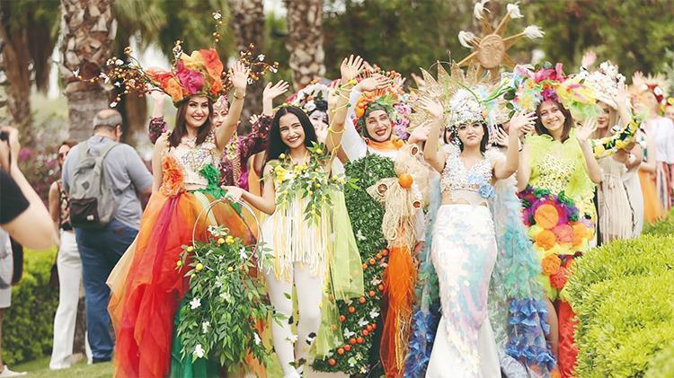 Türkiyenin ilk ve tek karnavalı Portakal Çiçeğine 1.5 milyon kişi katıldı Özgür ruhların başkentinde gerçek medeniyete ulaşıyoruz