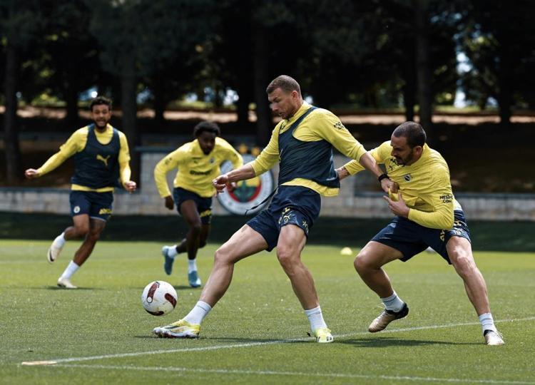 İsmail Kartal, Konyaspora yenilmiş gibi konuştu Tadic, Cengiz Ünder ve Dzeko Fenerbahçeyi yakabilir