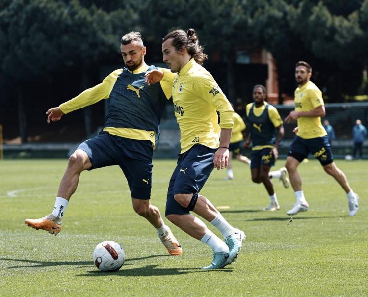 İsmail Kartal, Konyaspora yenilmiş gibi konuştu Tadic, Cengiz Ünder ve Dzeko Fenerbahçeyi yakabilir