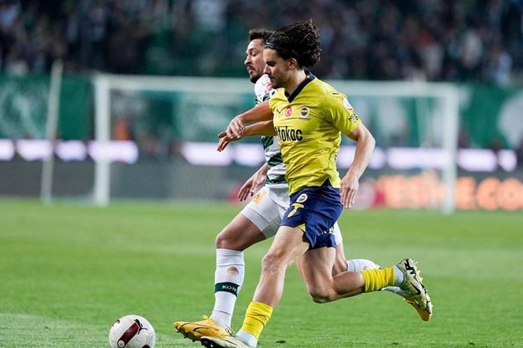 Mert Hakan Edin Dzekoya atarlandı Konyaspor maçında saha ortasında taktik yok, kavga var Dzeko ne yapacağını şaşırdı