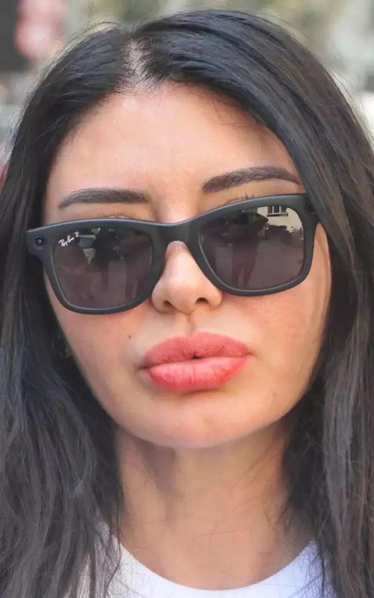 Metaverse gözlüğü dikkat çekti Ebru Polat: Sizi çekiyorum