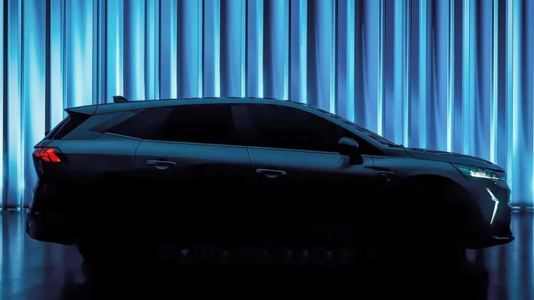 Renault SUV dünyasında Symbioz ile atak yaptı; Fiyatını gören SUV model demez