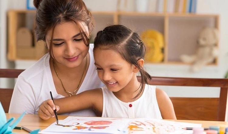 Ablalara anneler günü mesajları 2025: İkinci anne abla için duygusal anneler günü sözleri