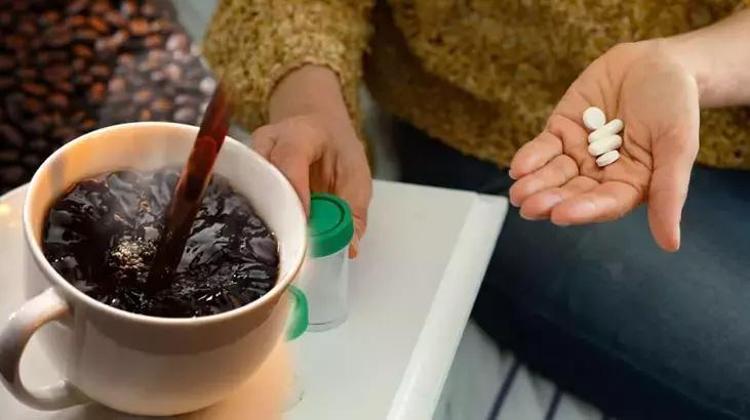 Kahve içtikten sonra bu ilaçları almayın Birlikte tüketince patlıyor