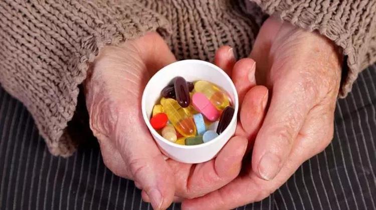 Kahve içtikten sonra bu ilaçları almayın Birlikte tüketince patlıyor