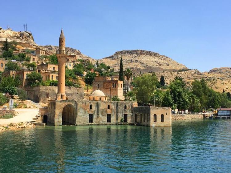 Onlar sadece ünlü değil, aynı zamanda Gaziantepli Türkiyenin tanıdığı Gaziantepli ünlü isimler