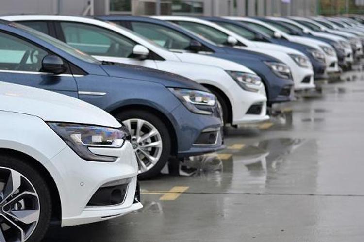 Araba almak isteyenler için kaçırılmayacak fırsat İşte faiz ve taksit imkanları