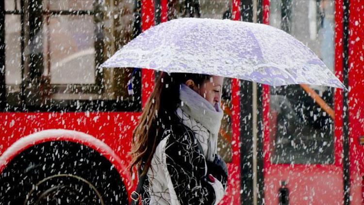 Karla karışık yağmur ve kuvvetli sağanaklar geri dönüyor Meteorolojiden toz aşımı ve su baskınları uyarısı geldi