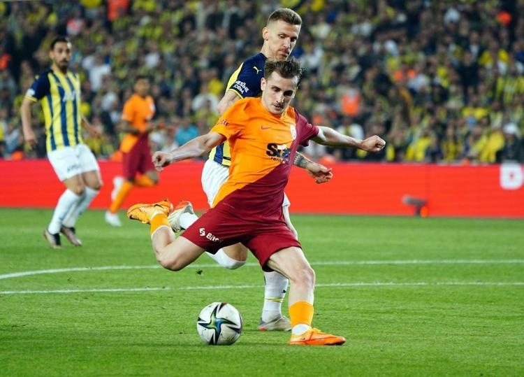 Şampiyonluk kupasıyla Süper Kupa aynı anda mı verilecek Galatasaray Süper Lig şampiyonluk kupasını Süper Kupayla mı alacak