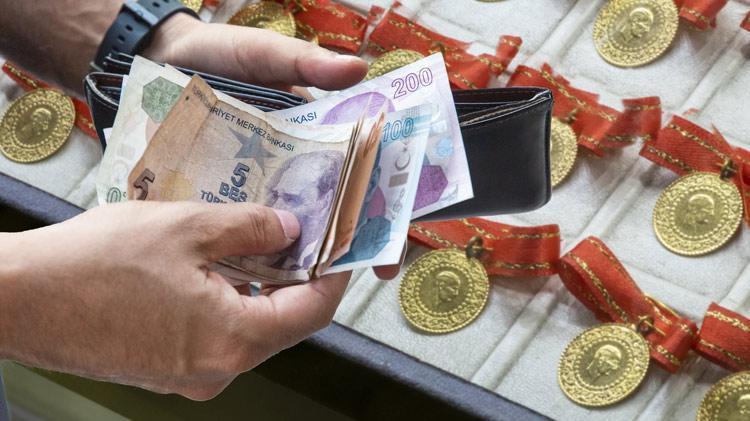 Altın fiyatlarında bomba gelişme Yıl sonu beklentisi rekor seviyeye yükseldi