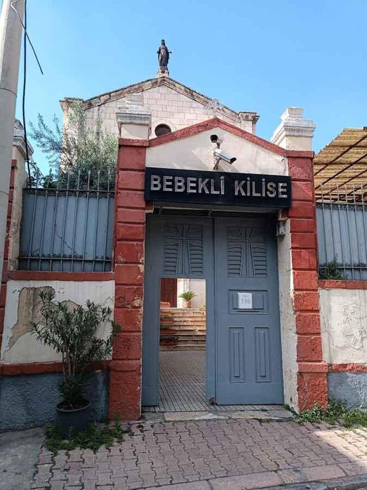 Adananın tek kilisesi 143 yıldır ayakta
