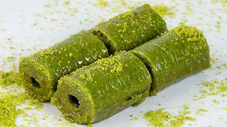 Gaziantepin yeşil altını: Fıstık sarma hem göze hem de damağa hitap ediyor