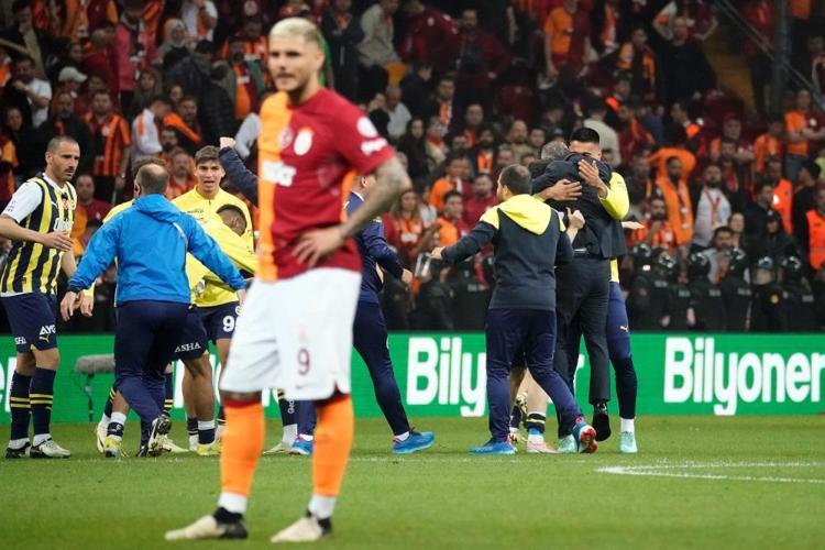 Konyaspor maçı öncesi Galatasarayda kriz Köhn, Kerem Demirbay pişman etti, şampiyonluk gidebilir