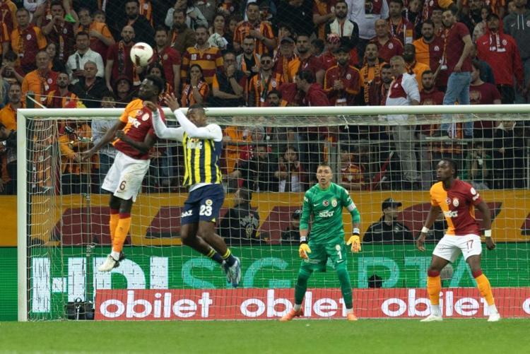 Konyaspor maçı öncesi Galatasarayda kriz Köhn, Kerem Demirbay pişman etti, şampiyonluk gidebilir