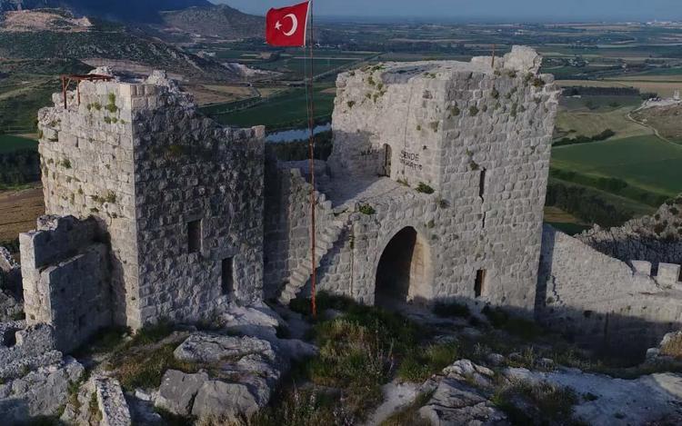 Adanada Şahmeranın evi olarak biliniyor Seyahatnamede adı geçiyor