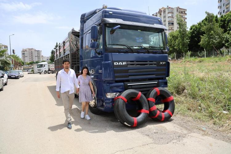 DAMADA İLGİNÇ TAKI