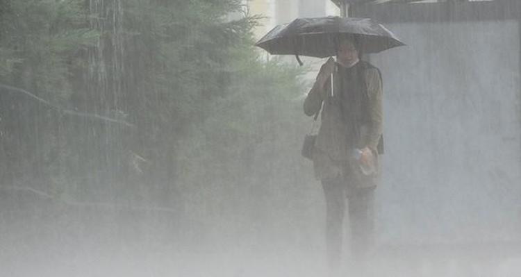 Meteorolojiden yurt genelinde sağanak alarmı: 3 gün boyunca devam edecek Doğuda kuvvetli rüzgar uyarısı