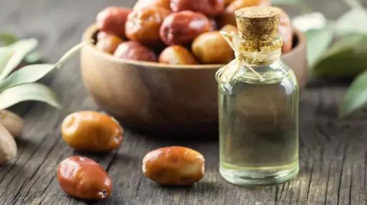 Kuru hali çok seviliyor ama kaynatıp içince karaciğeri tertemiz yapıyor