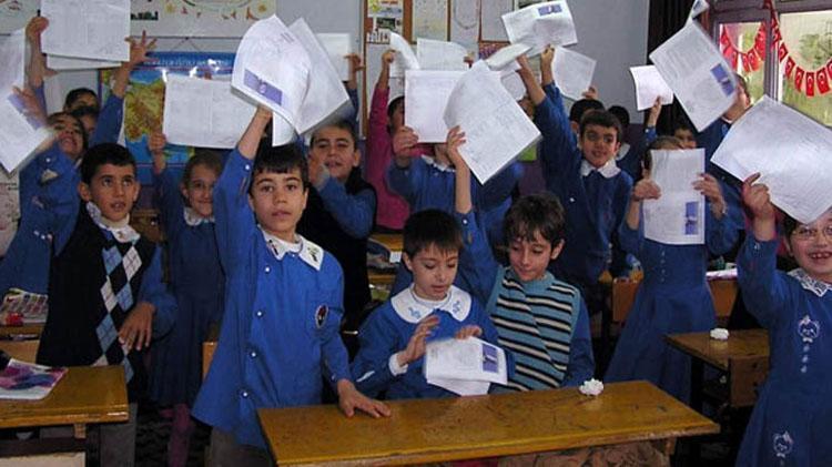 Özürlü devamsızlık hakkı kaç gün Özürsüz devamsızlık 5 gün olursa ne olur, özürsüz devamsızlık kaç gün, özürsüz devamsızlık özürlüye çevrilir mi