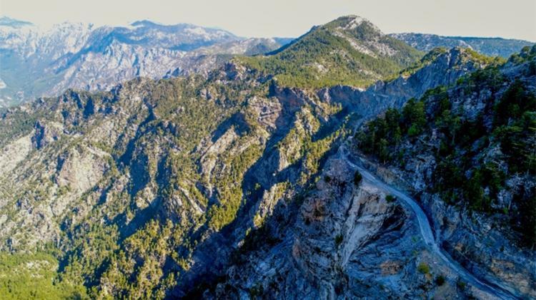 Adanada Torosların asırlık tünelleri yıllara meydan okuyor En uzunu 3 bin 794 metre, en kısası 34 metre