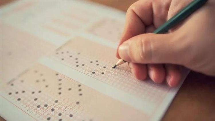 AYT saat kaçta başlıyor, kaçta bitiyor 2024 AYT sınavı kaç saat sürecek 2024 Üniversite sınavı (AYT ve YDT) YKS toplam kaç dakika sürüyor ve kaç soru var