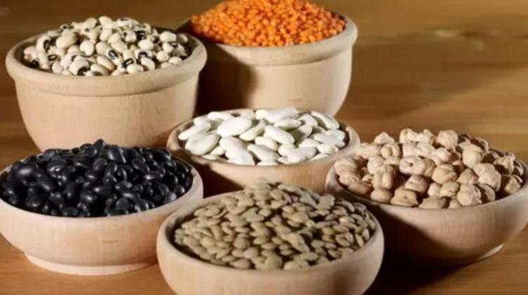 Kolajenin deposu bu yaz meyvelerinde; Kremi takviyeyi geçiyor Üretimi kat kat artırıp botoks etkisi gösteriyor