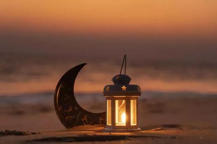 Eid mubarak ne demek, ne anlama geliyor Eid mubarak 2021 kutlama mesajları