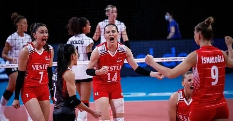 Milletler Ligi çeyrek finali: Türkiye Polonya maçı hangi kanalda Türkiye Polonya maçı saat kaçta