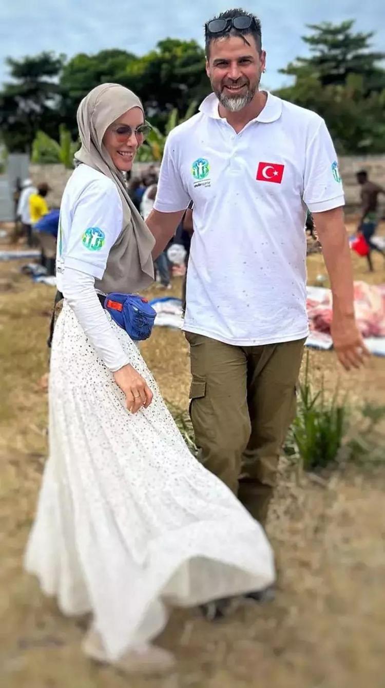 Gamze Özçelikin eşi Reshad Strikten romantik kutlama