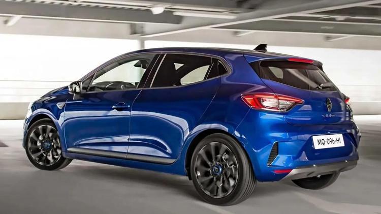 Sonunda Renault Clio Cross fiyatı belli oldu; En ucuz SUV model araç piyasasında sürpriz yaptı