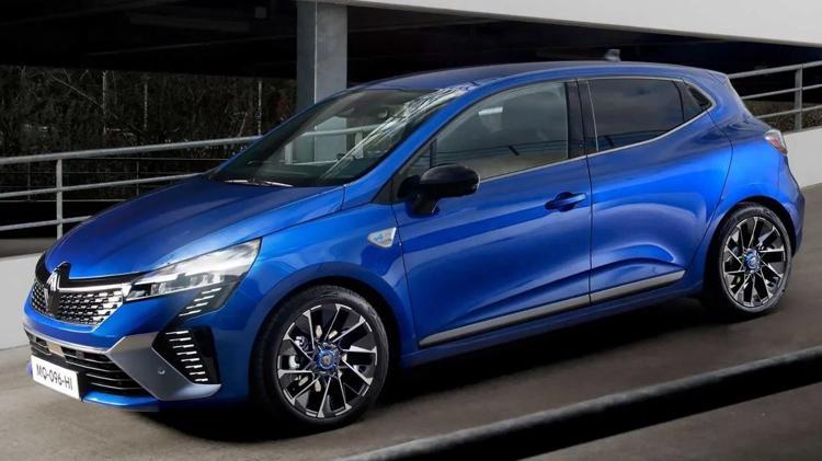 Sonunda Renault Clio Cross fiyatı belli oldu; En ucuz SUV model araç piyasasında sürpriz yaptı